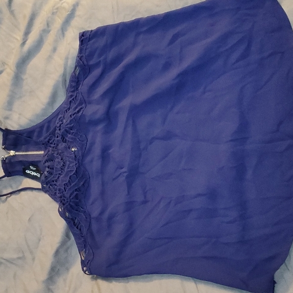 ⚡3/25⚡EUC Bebe Sleeveless top with lace cut outs -XS - Picture 1 of 4